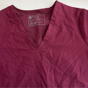 Figs Women’s Casma‎ 3 Pocket Scrub Top Burgundy Small Nursing healthcare